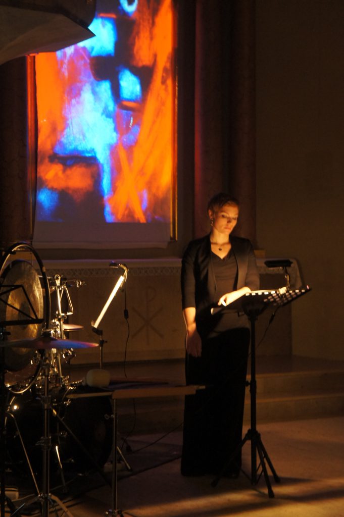 Der Altar der Auferstehungskirche Fürth als Bühne für die 52. Kirchenmusiktage